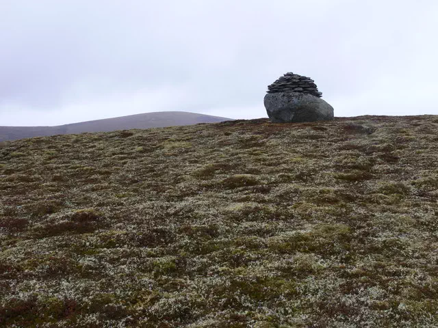 Cnoc an t-Sidhein Mor - Highland